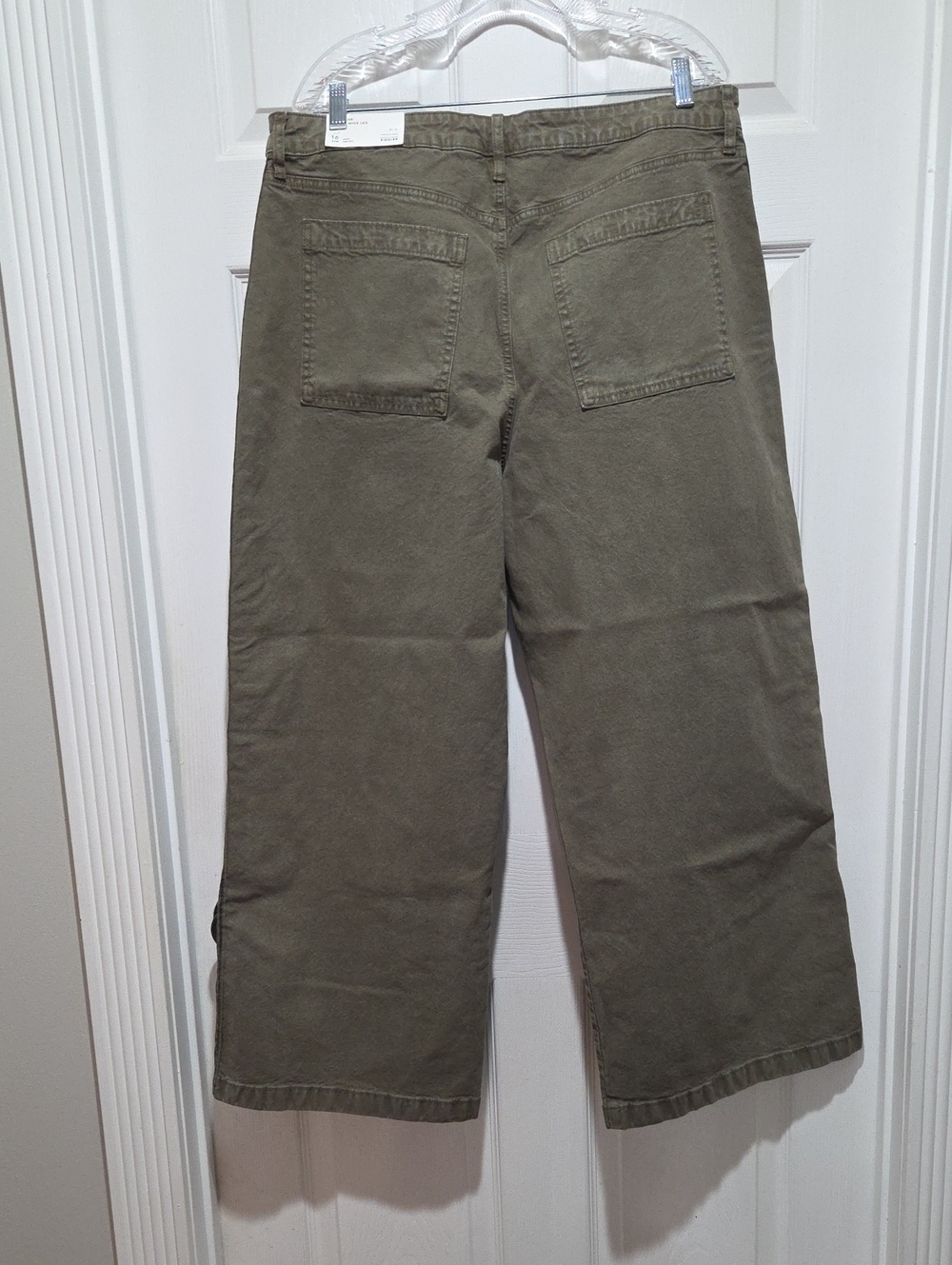 NWT American Eagle Outfitters Olive Chino Pants - Picture 2 of 5